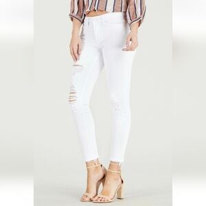 Judy Blue NWT White Mid Rise Destroyed Hem Cropped Stright plus size 16w Jeans
